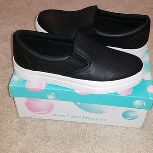 Soda Croft shoes